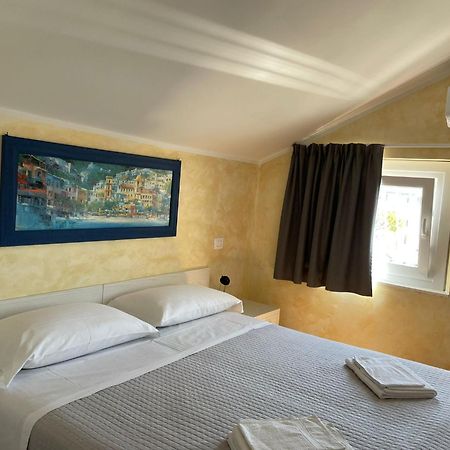 Hotel Hawaii Bed And Coffee Риччоне Экстерьер фото