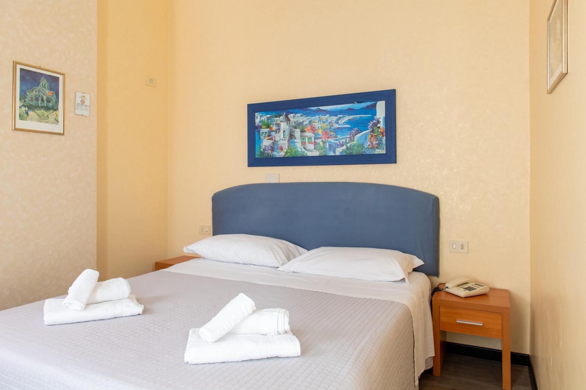 Hotel Hawaii Bed And Coffee Риччоне Номер фото