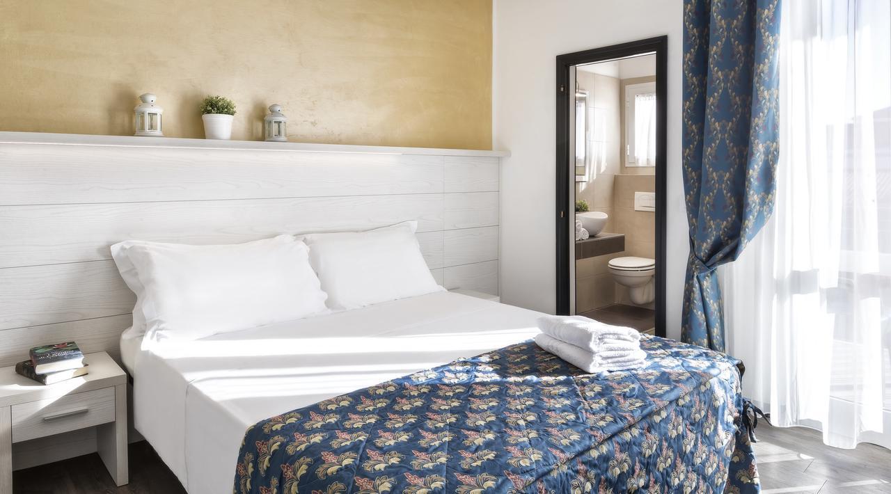 Hotel Hawaii Bed And Coffee Риччоне Экстерьер фото
